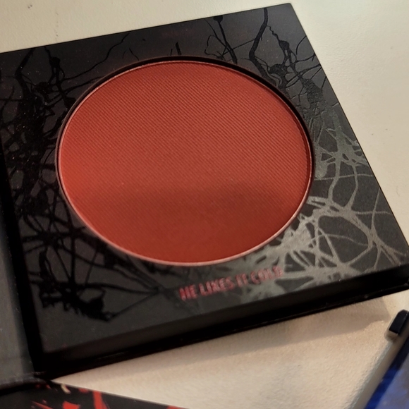 MACxStranger Things collab. (2022) - Picture 4 of 8